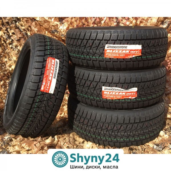 Bridgestone Blizzak DM-V2 215/80 R15 102R - Взуття для зими