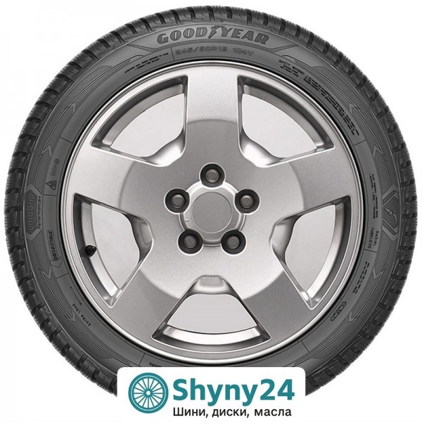 Goodyear UltraGrip Performance+ 215/55 R17 98V XL FP
