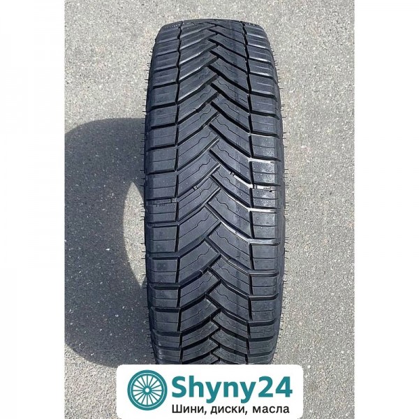 Michelin Agilis CrossClimate 235/65 R16C 115/113R